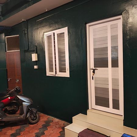 Sajeev Home Stay Cherai Beach Eksteriør billede