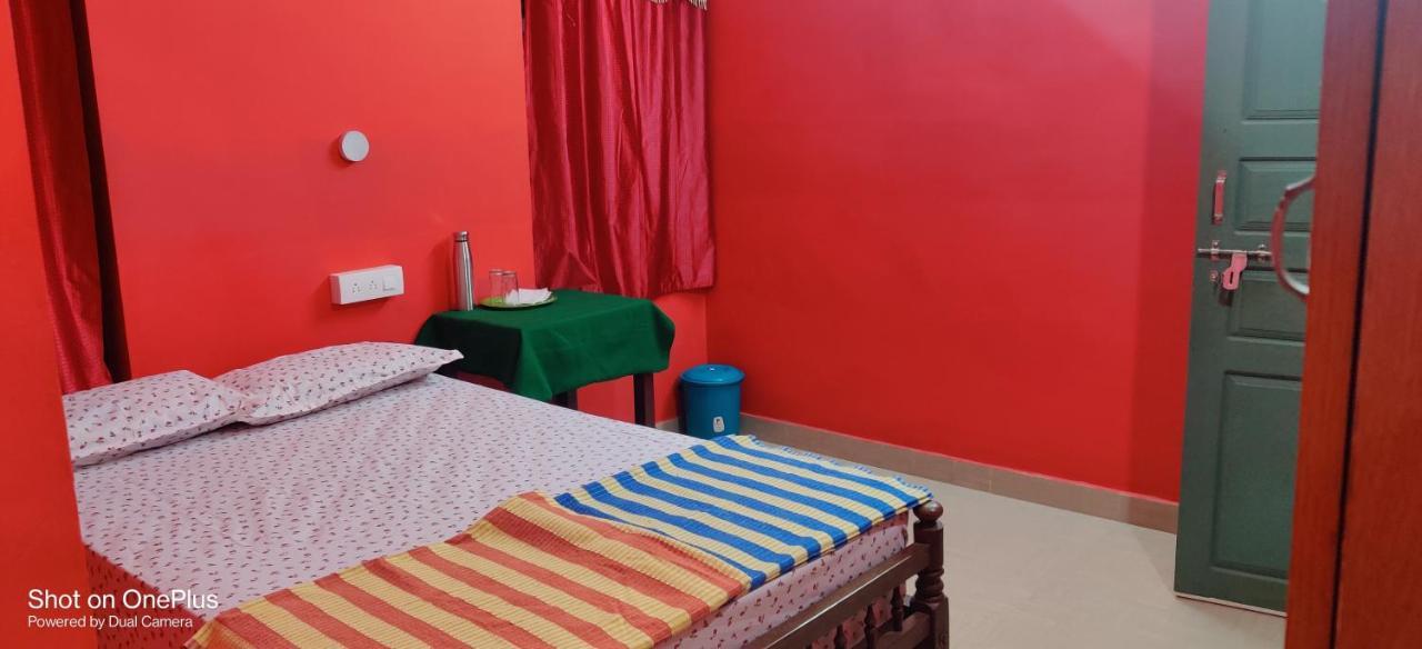 Sajeev Home Stay Cherai Beach Eksteriør billede