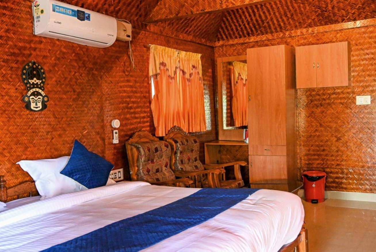 Sajeev Home Stay Cherai Beach Værelse billede