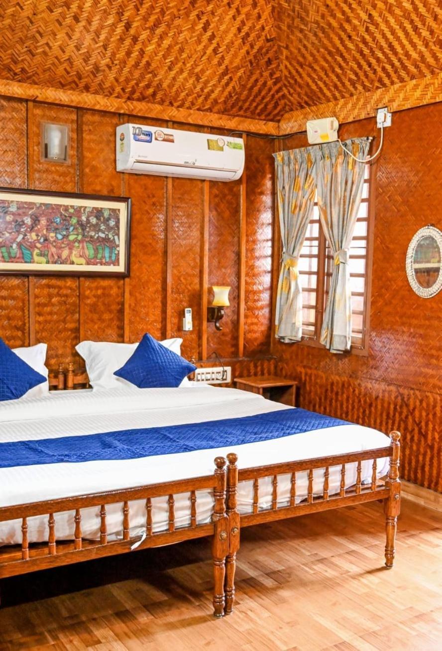 Sajeev Home Stay Cherai Beach Værelse billede