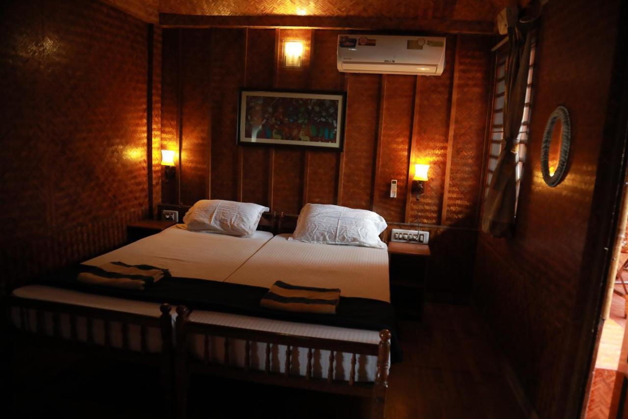 Sajeev Home Stay Cherai Beach Eksteriør billede