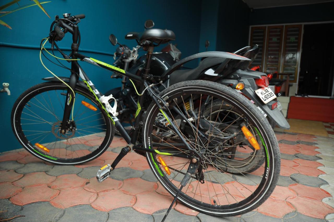 Sajeev Home Stay Cherai Beach Eksteriør billede