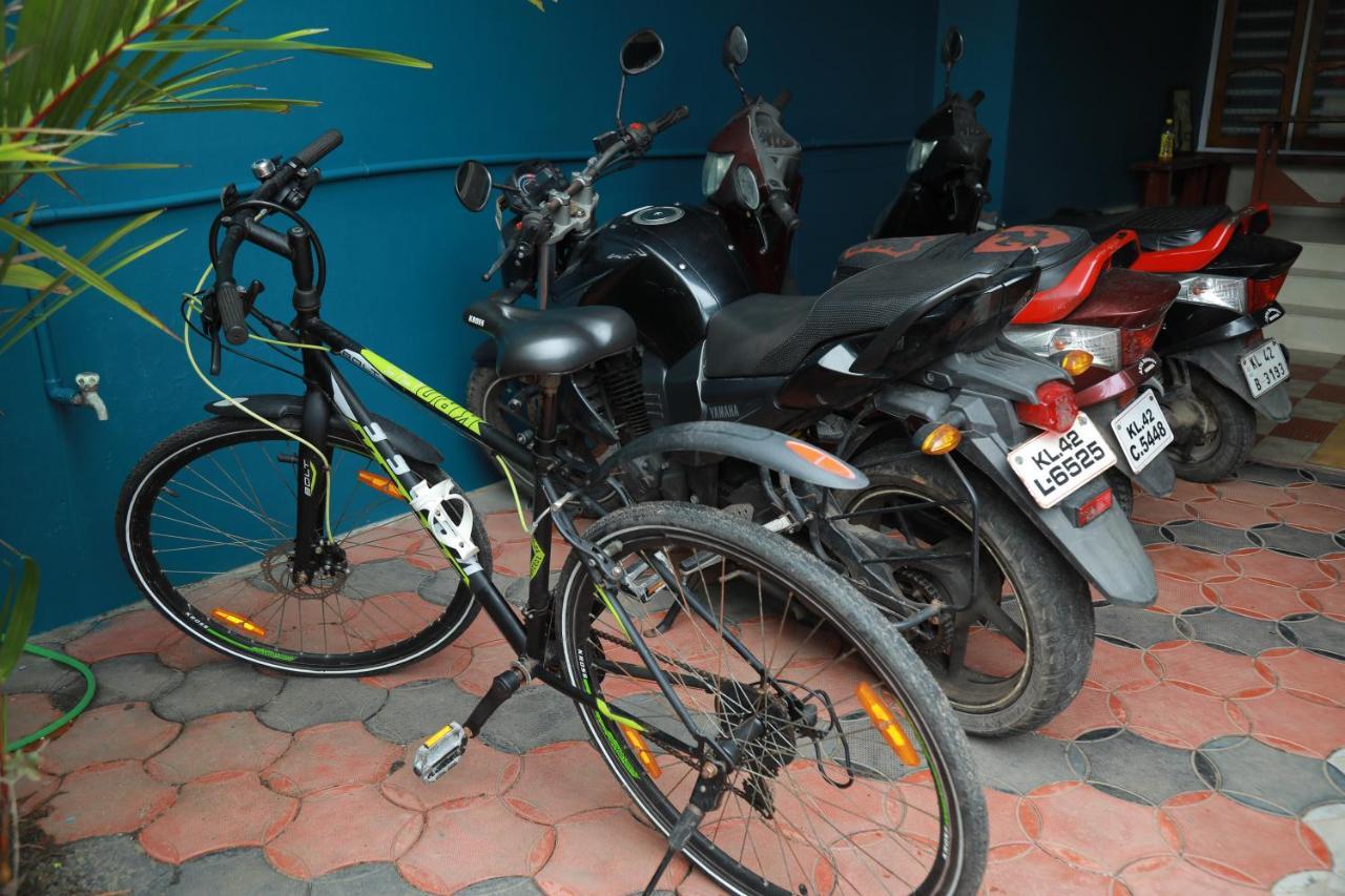 Sajeev Home Stay Cherai Beach Eksteriør billede